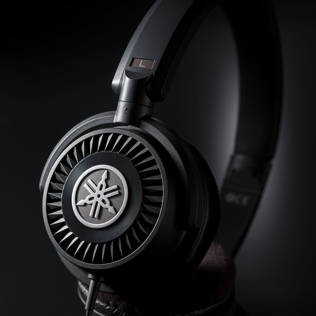 HPH-150B - High-end instrument headphones